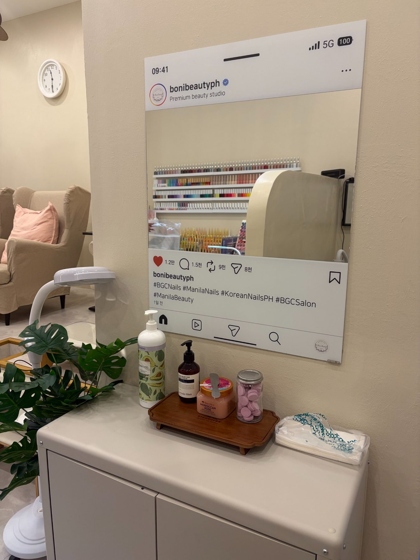 BoniBeautyPH mirror area